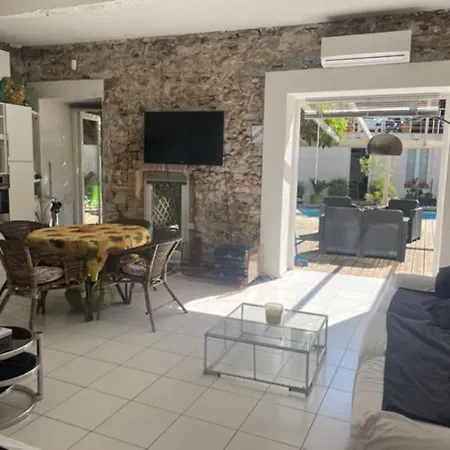 Magnificent With Private Pool 8p Apartment